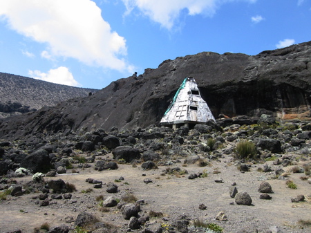 moir-hut.jpg