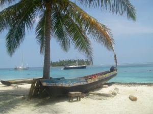 a sunny say in the San Blas Islands 